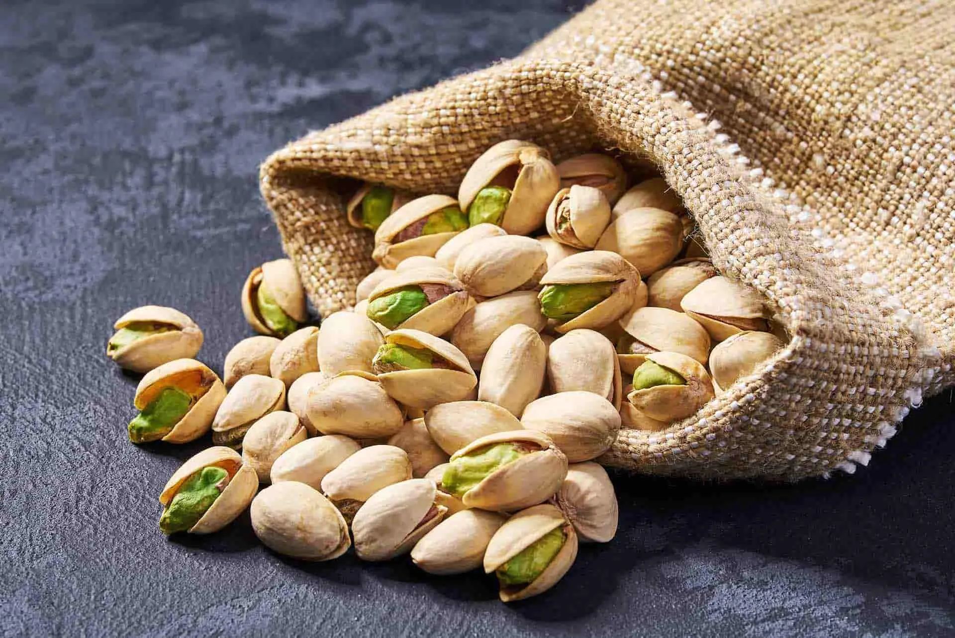 pistachio packing